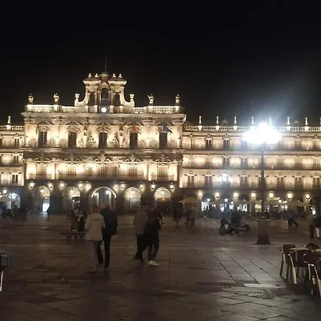 Vut Balboa Apartment